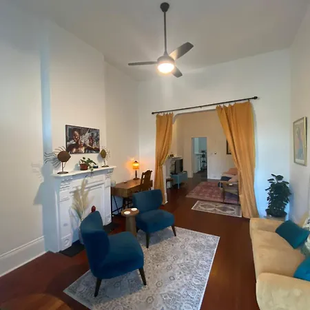 Classic Bywater Shotgun Suite Great Location In Bywater